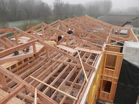 Réalisation charpente traditionnelle en chêne